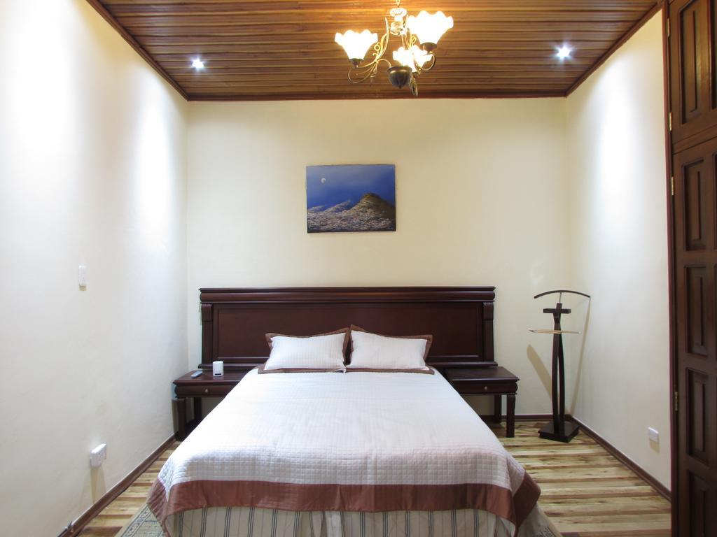 San Blas House & Suites 키토 외부 사진